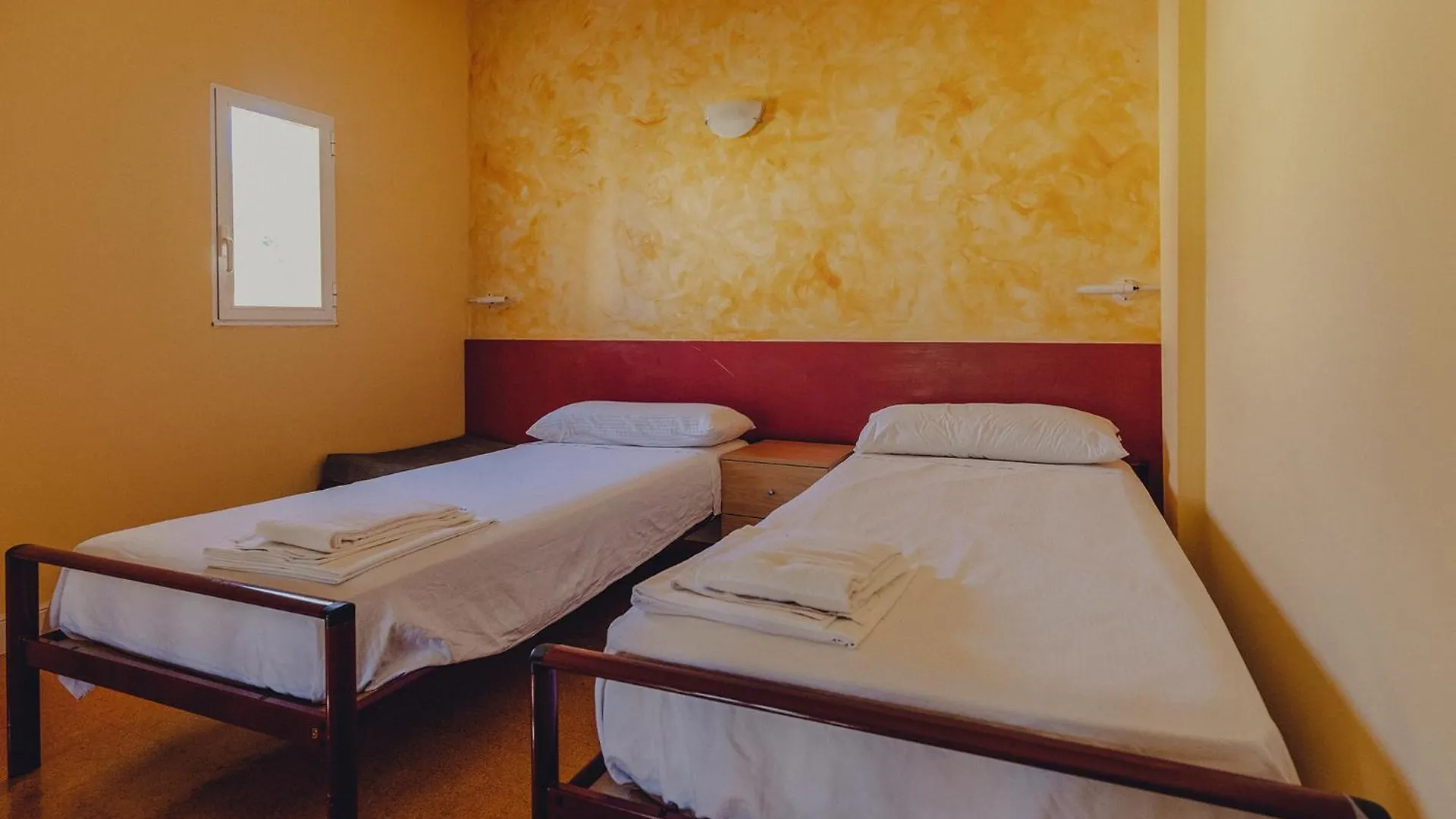 Amalurra Ecohotel & Retreat Center Laiseca